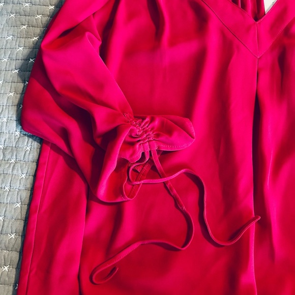 New York & Company Women’s Bold Pink V-Neck Blouse Size XL - Picture 5 of 7